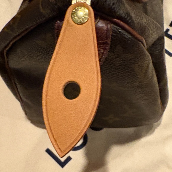 Louis Vuitton Speedy 25 - Picture 13 of 17